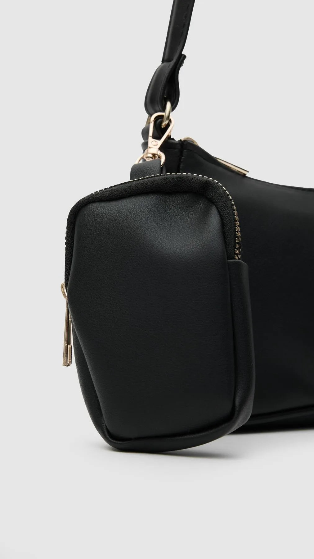 Clarina Black Crossbody Bag With Wallet