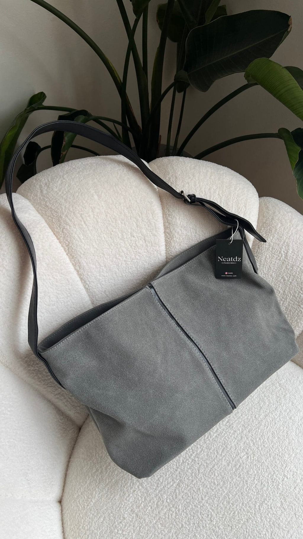 Agatha Dark Grey